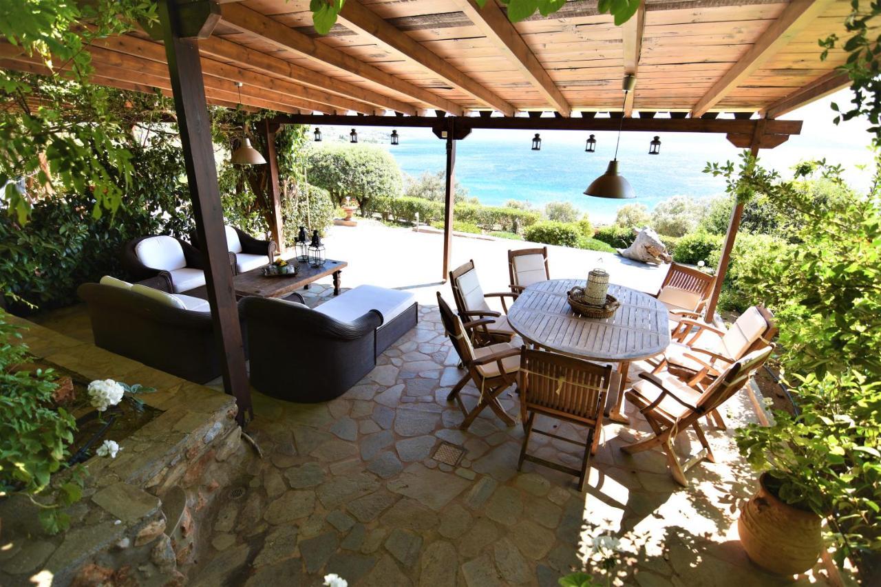 Blue Bay View - Beach House Vathirrevma Kültér fotó